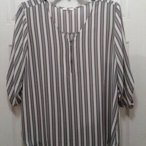 Maurices XXL Grey/Maroon/White Shirt